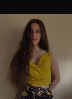 Ghazal - escort in Erbil Photo 2 of 3