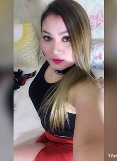 Ghea - escort in Dubai Photo 3 of 5