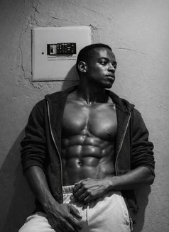 Ghost - Acompañantes masculino in Johannesburg Photo 4 of 4