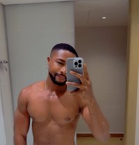 MASSIVE & LONG DICK - Acompañantes masculino in Lagos, Nigeria