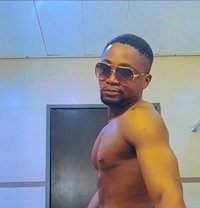Ghuge & Long Dik - Acompañantes masculino in Lagos, Nigeria