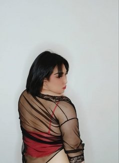 Gi Na - Transsexual escort in Riyadh Photo 3 of 4