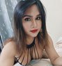 Gia - Transsexual escort in Bangalore Photo 8 of 8