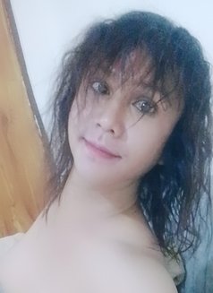 Gia - Transsexual escort in Hyderabad Photo 26 of 28