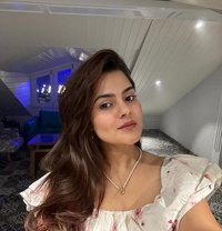Gia Khanna 🦋 - escort in Dubai