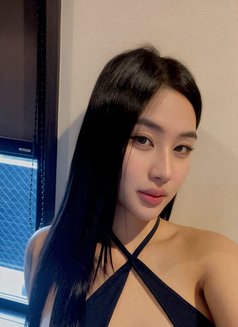 Gia - escort in Tokyo Photo 1 of 5