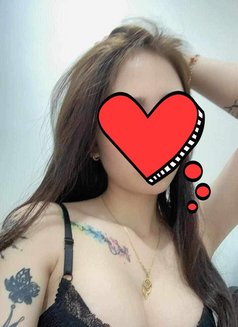 Giang - escort in Khobar Photo 3 of 4