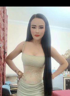Gibzy - escort in Dubai Photo 11 of 15