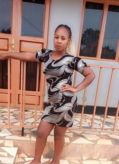 Gift Staying in Namasuba Entebbe Road - escort in Entebbe Photo 2 of 3