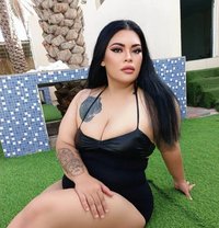 Gift - escort in Muscat