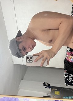 Young Good Boy - Male adult performer in Manila Photo 4 of 8