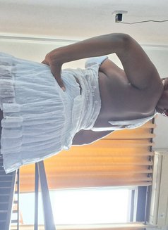 Giftjoy - puta in Bali Photo 5 of 9