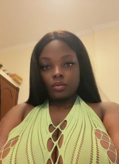 Gifty - escort in Al Manama Photo 2 of 4