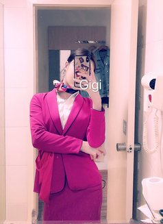 Gigi - Transsexual escort agency in Hong Kong Photo 19 of 25