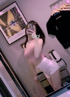Gigi - Transsexual escort agency in Macao Photo 22 of 25