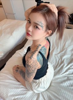 Baby girl - escort in Okinawa Island Photo 4 of 9