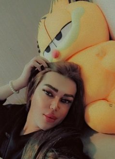 Gigi - Transsexual adult performer in Cairo Photo 14 of 14