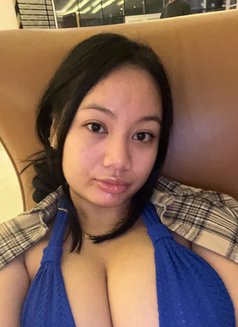 Gigi - escort in Phuket Photo 6 of 8