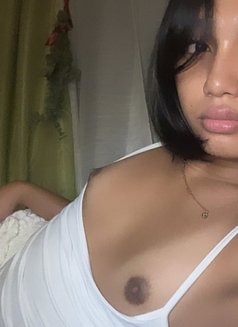 Gigi - Transsexual escort in Mandaluyong Photo 4 of 10