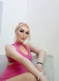 Gigi Fox - Transsexual escort in Riyadh Photo 19 of 24