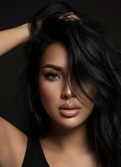 VIP1 - Acompañantes transexual in Al Manama Photo 14 of 14