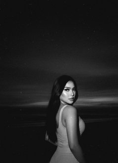 Gigi - Transsexual escort in Al Manama Photo 6 of 15