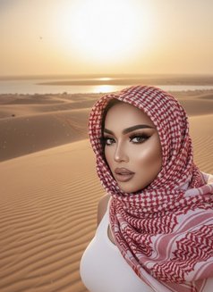 Gigi - Transsexual escort in Al Manama Photo 11 of 15