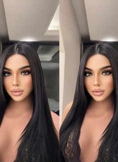 Gigi full service - Transsexual escort in Riyadh Photo 1 of 17
