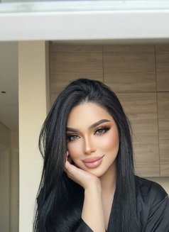Gigi full service - Transsexual escort in Riyadh Photo 16 of 17