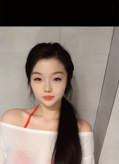 Gigi - escort in Guangzhou Photo 4 of 5
