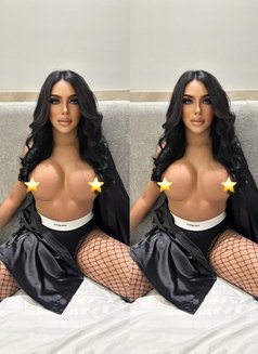 GIGI RIYADH - Transsexual escort in Riyadh Photo 4 of 17