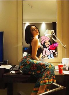 Gigi - Acompañantes transexual in Tokyo Photo 3 of 9