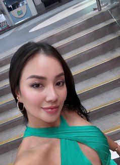 Gigi - puta in Singapore Photo 1 of 4