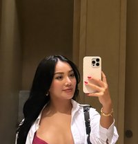 Gigi - puta in Singapore