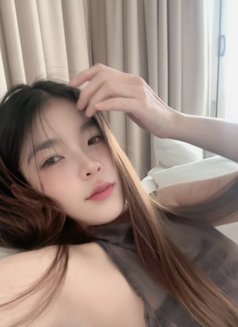 Gigina - escort agency in Dubai Photo 2 of 6