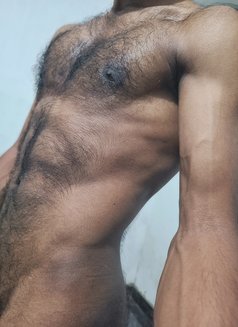 Gigo Suren - Male escort in Chennai Photo 3 of 10