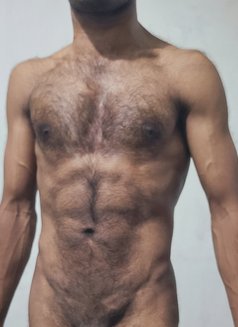 Gigo Suren - Male escort in Chennai Photo 6 of 10