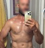 Gigolo for Ladies & Couples - Acompañantes masculino in Kuala Lumpur Photo 6 of 8