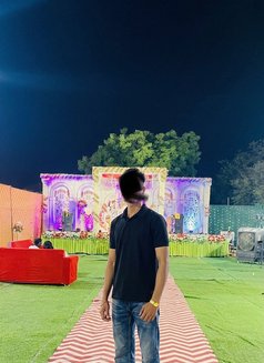 Gigolo Only for Female - masseur in New Delhi Photo 1 of 4