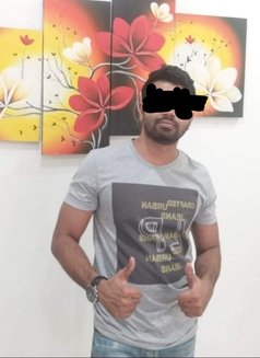 Gigolos Colombo - Male escort agency in Colombo Photo 1 of 2