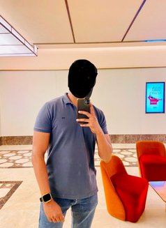 Gihan Massage - Male escort in Colombo Photo 2 of 14