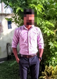 Gihan - Male escort in Colombo Photo 3 of 4
