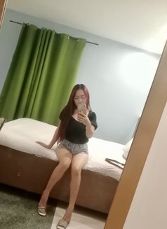 Gim Ang - masseuse in Manila Photo 2 of 4