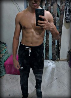 Gim - Male escort in Cairo Photo 1 of 1