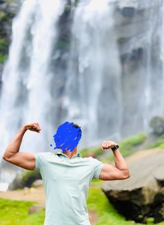 Gimhan Massage - Male escort in Colombo Photo 2 of 10