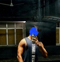 Gimhan Massage - Male escort in Colombo