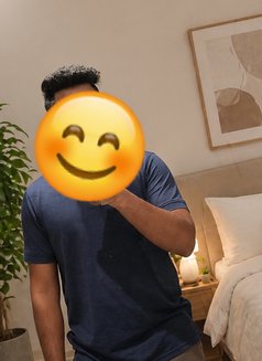 Avishka_K25 - Male escort in Colombo Photo 1 of 5