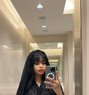 Gina - escort in Muscat Photo 1 of 3