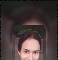 Gina - Transsexual escort in Makati City