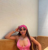 Gina - masseuse in Accra